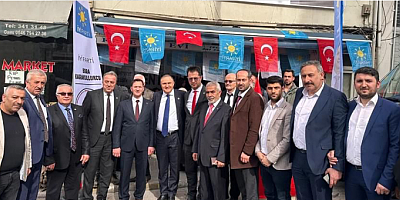 İYİ Parti Koyulhisar'da Seçim Bürosu Açılışı Sonrası Esnaf Ziyaretleri Gerçekleştirdi