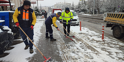 Kar Yağışı, İşçilere Çalışma Çocuklara Eğlence Oldu