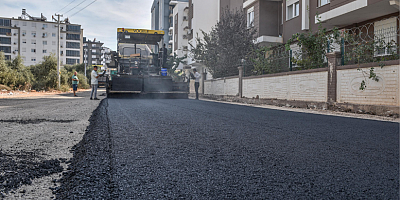 Kepez’den Esentepe’nin batısına sıcak asfalt