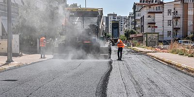 Kepez’den iki mahalleye asfalt hizmeti