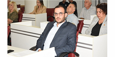 KORCAN UÇMAN: “CHP’NİN DEMOKRATİK MEŞRUİYETİ TESCİLLENDİ”