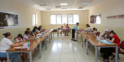 KÜÇÜKÇEKMECE'DE ÇOCUKLARA ÖZEL YAZ ATÖLYELERİ 