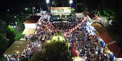 Mavi Beyaz Akdeniz Köyü’nde nostaljik eğlence