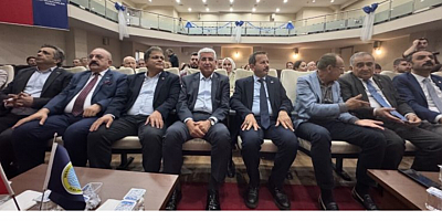 Mersin’de Yapay Zeka Zirvesi: Özgün Serhat Gündeş’ten İş Dünyasına Çarpıcı Gelecek Uyarısı