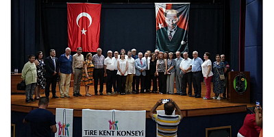 NAMIK KEMAL ZEYBEK: “ATATÜRK’Ü DOĞRU ANLAMAK, CUMHURİYETİ SAHİPLENMEKTİR”