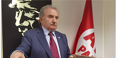 NAMIK KEMAL ZEYBEK: “BU GELİŞMELER TESADÜF DEĞİL, TÜRK MİLLETİ UYANIK OLMALIDIR”