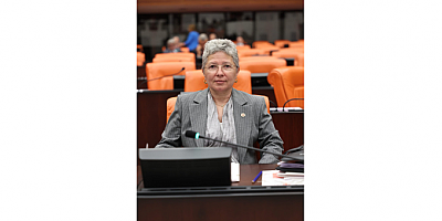 NURTEN YONTAR: “BU KARANLIĞI DEMOKRASİYLE, BU ADALETSİZLİĞİ HALKIN GÜCÜYLE AŞACAĞIZ”