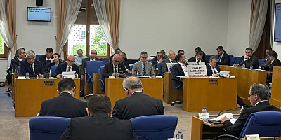 Nurten Yontar: “MİLLET İRADESİNE DARBE, EKONOMİYE KRİZ OLARAK DÖNER”