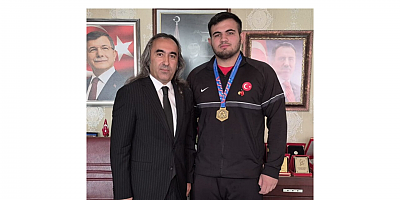 Ömer Aydoğmuş: “Üzeyir Ayberk Bostan Yozgat’ın Gururu, Azmin Zaferidir”