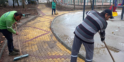 Orhangazi Belediyesi Temizlik İşlerinde Dört Mevsime Göre Çalışıyor