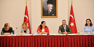  Selda Yavuz Hanımefendi, Sosyal Sorumluluk Projelerine Destek Veren İş Kadınları ile Vedalaştı