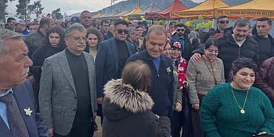 Semih Palamut Nergis Şenliğinde Vatandaşlarla Buluştu