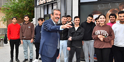 Soner Çetin gençlerle buluştu