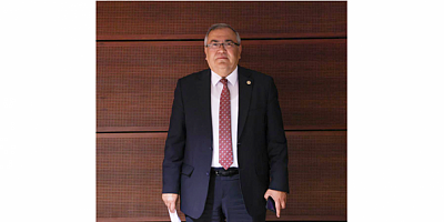 Süleyman Bülbül: Camide siyaset varsa ibadet biter, adliyede siyaset varsa adalet biter