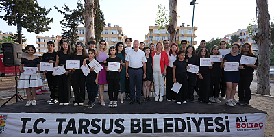 TARSUS’TA KURSİYERLER BELGELERİNİ GURURLA TESLİM ALDI