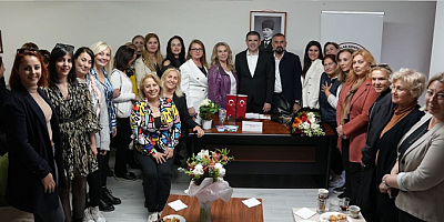 Tuncer, Türk Kadınlar Konseyi Derneği’ni ziyaret etti 