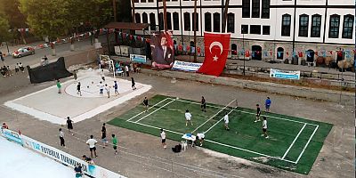 Tuzdan Sahada Spor Şöleni Yaşandı
