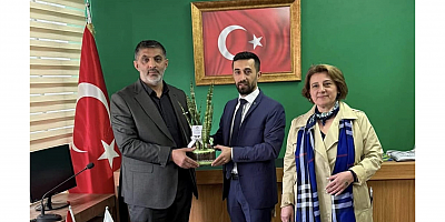 Ufuk Yan: “Çekmeköy’de Esnafla Omuz Omuza Çalışmaya Devam Edeceğiz”