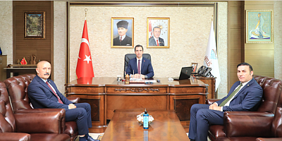 YENİDEN REFAH PARTİSİ BİTLİS İL BAŞKANI SÜPHANOĞLU’NDAN, VALİ KARAKAYA’YA HAYIRLI OLSUN ZİYARETİ