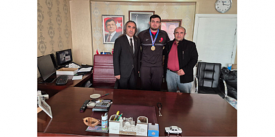 YOZGAT’IN ALTIN PEHLİVANI ÜZEYİR AYBERK BOSTAN, GELECEK PARTİSİ’NDEN TEBRİK ZİYARETİ