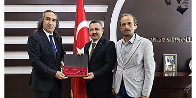 YOZGAT’IN GÜCÜ TÜRK DÜNYASI’NDA! Başkan Aydoğmuş’tan Başkan Yalçın’a Tebrik Ziyareti: 