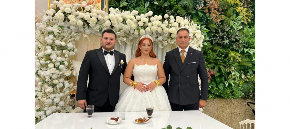 Yeniden Refah Partisi Sivrice İlçe Başkanı Güven Yıldız, Ayşenur Ve Can Sapmaz’ın Düğün Törenine Katıldı